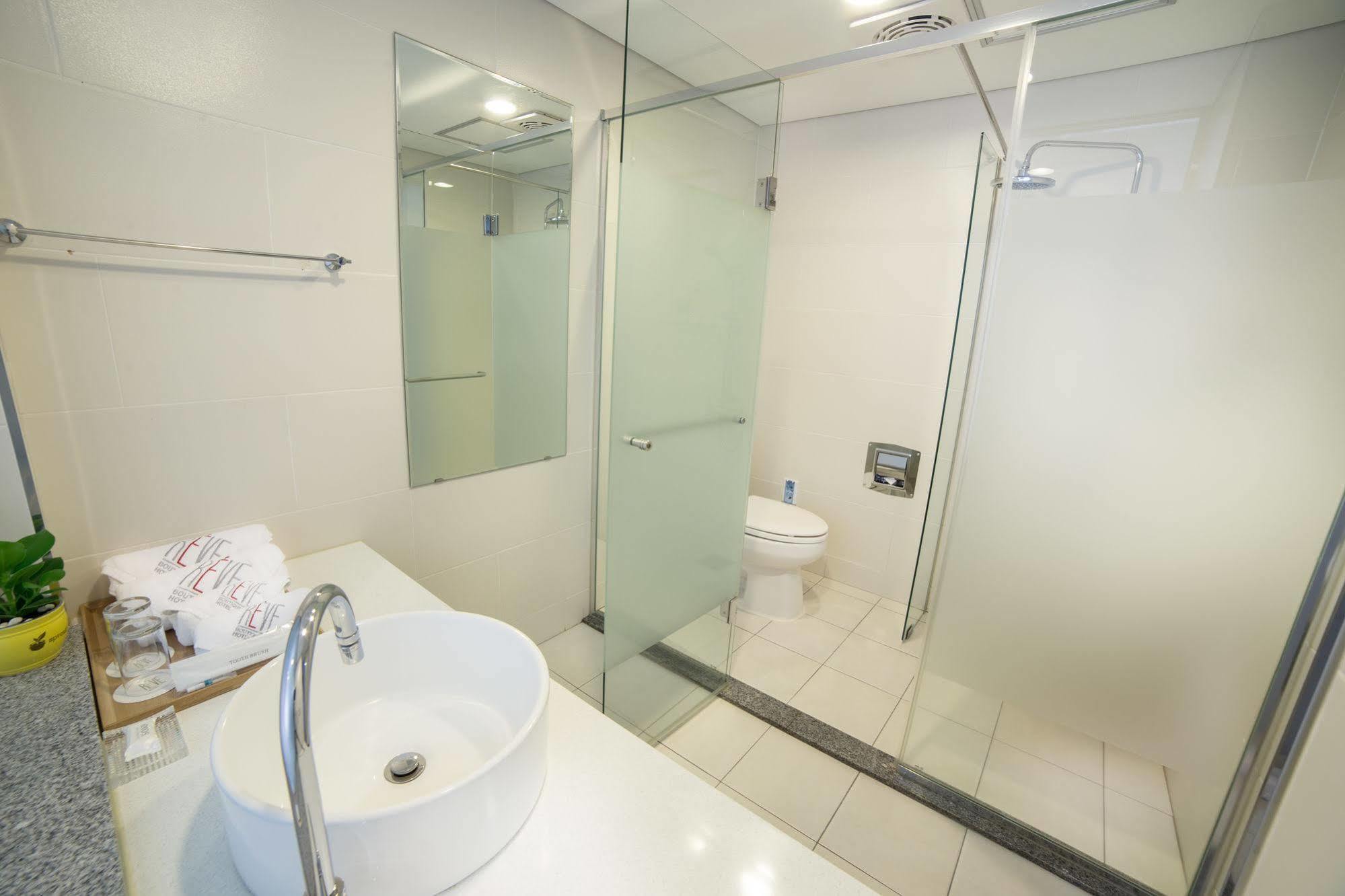Reve Business Hotel Jeju Exterior photo